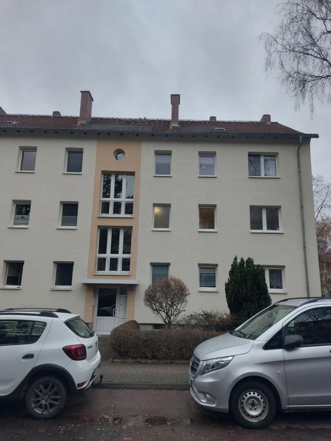 Helles Modern Eingerichtetes Apartment Halle  Exterior photo